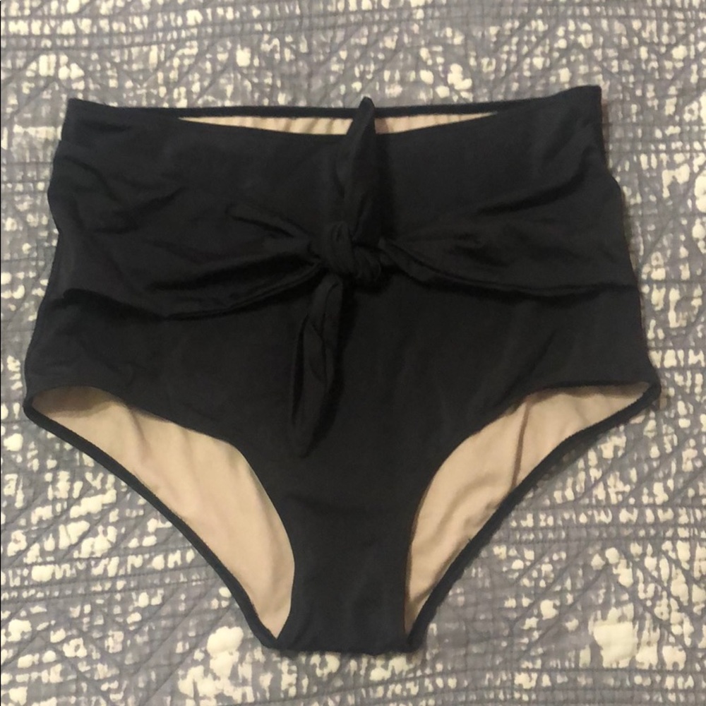 Kortni Jean bottoms